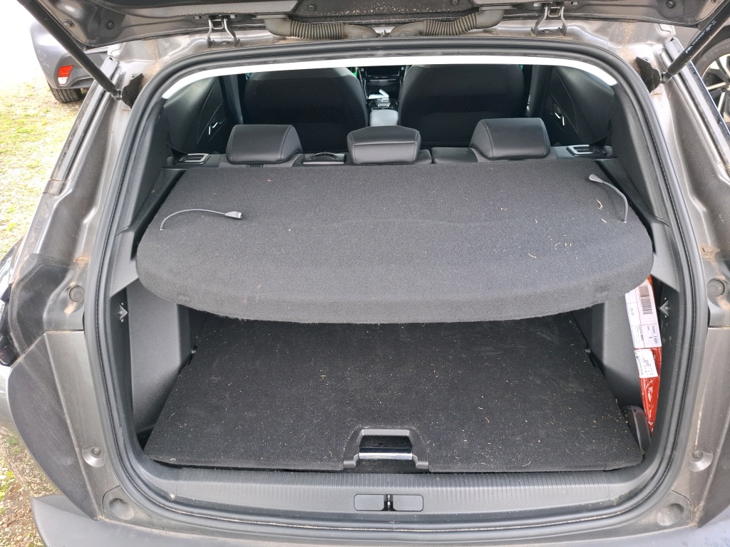 Peugeot 2008 BlueHDi 130 S&S EAT8 Allure 2022