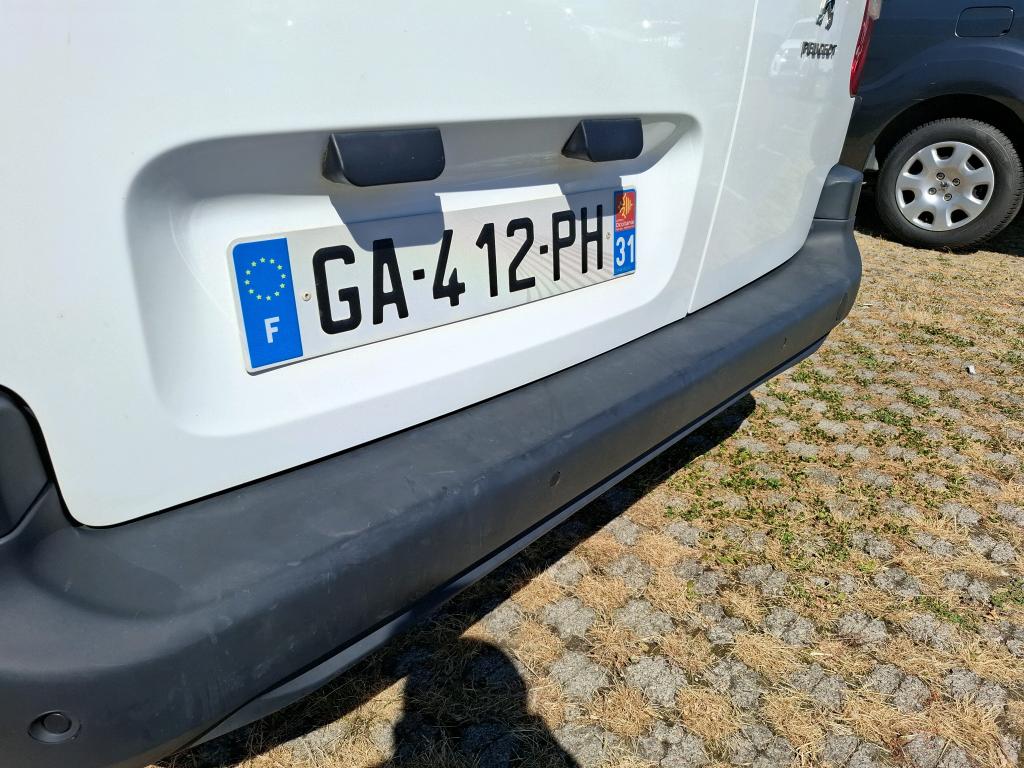 Peugeot PARTNER FOURGON STANDARD 650 KG BLUEHDI 100 S&S BVM5 PREMIUM 2021