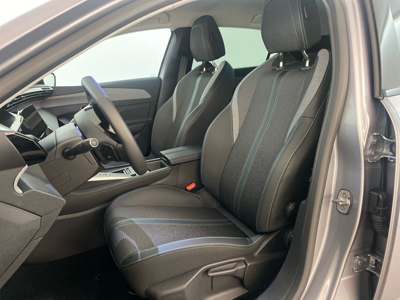 Peugeot 308 Hybrid 136 e-DCS6 Allure 2024