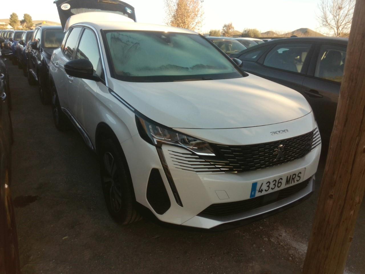 Peugeot 3008 3008 Allure Pack Gasolina 130 S&S 6 Vel. MAN