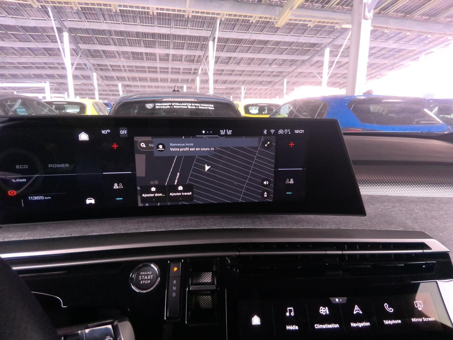 Peugeot 3008 Electrique 325 ch 4x4 73 kWh Dual Motor First Edition 2025