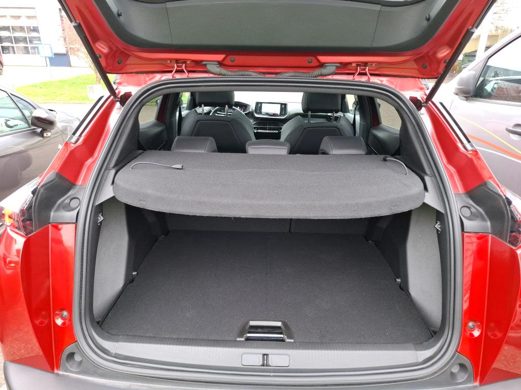 Peugeot 2008 PureTech 130 S&S EAT8 GT 2023