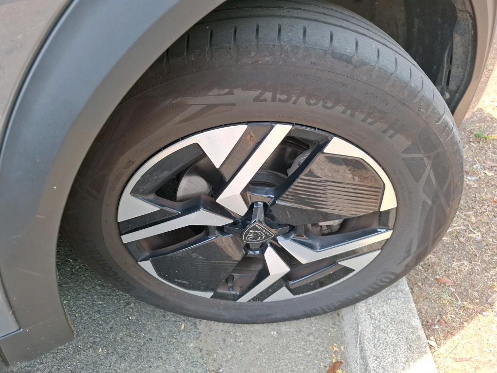Peugeot 2008 Hybrid 145 ch e-DCS6 Allure 2025