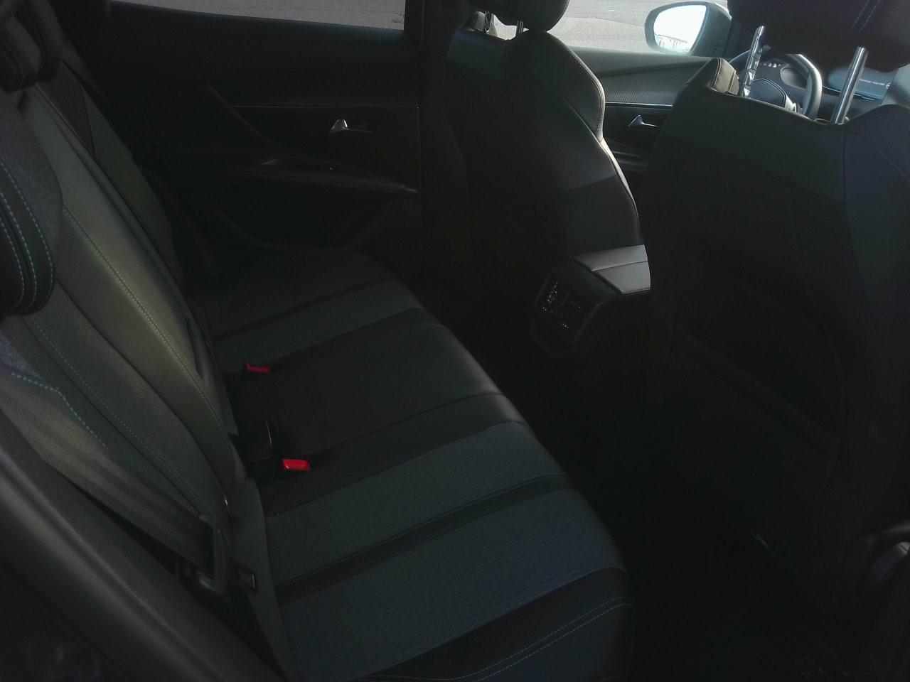 Foto Peugeot 3008 10