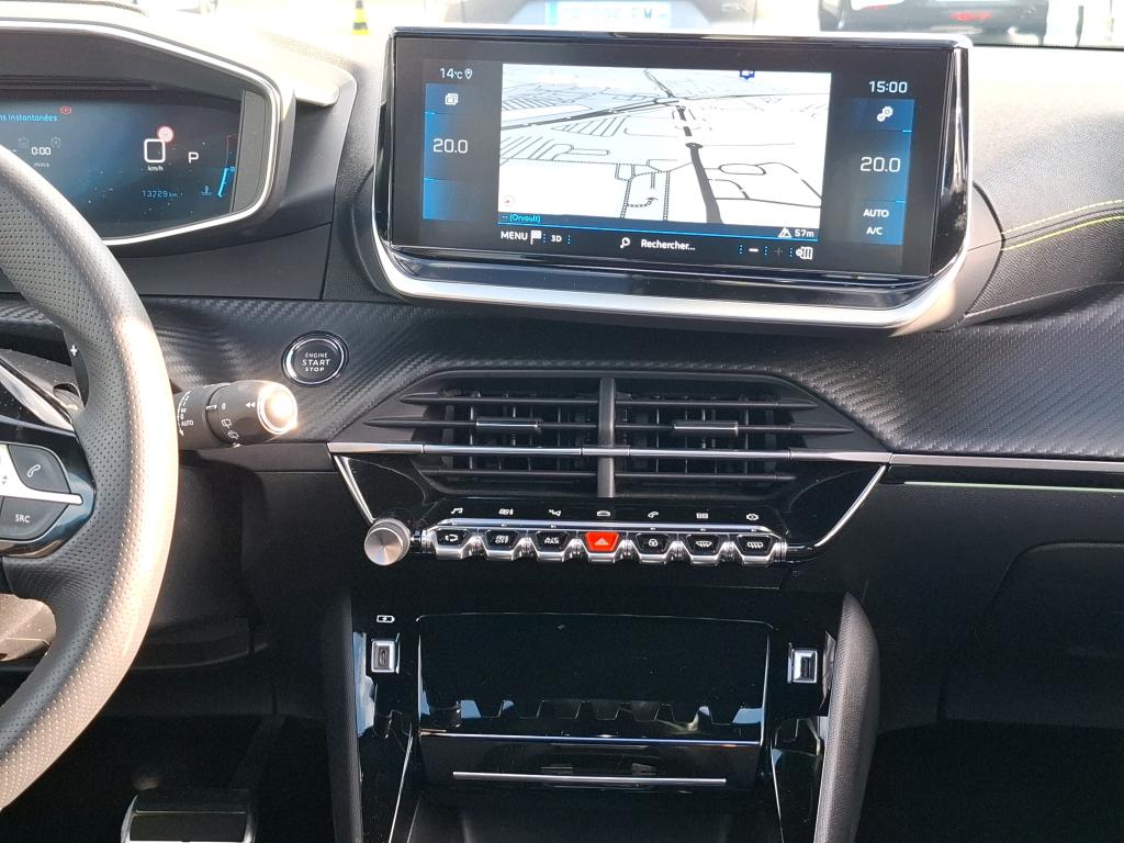 Peugeot 2008 PureTech 130 S&S EAT8 GT 2022