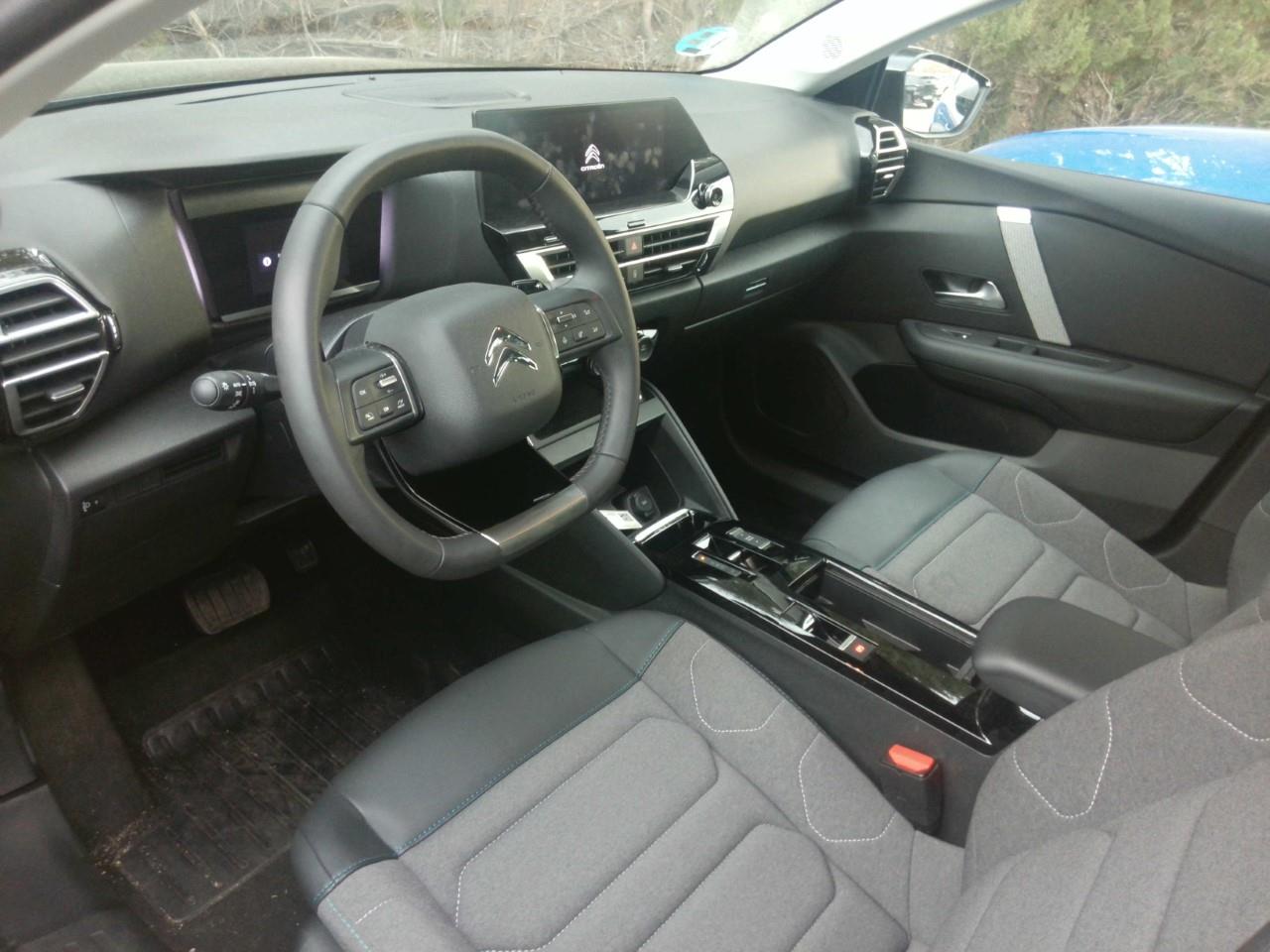 Foto Citroën C4 X 3