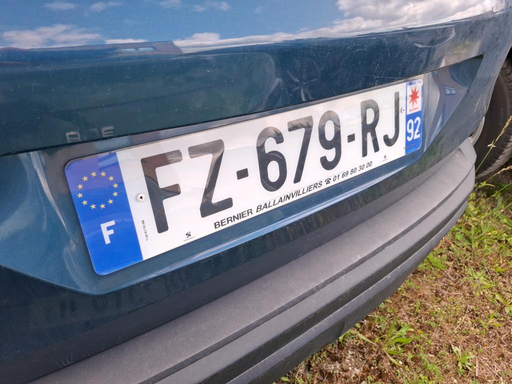 Peugeot 3008 BlueHDi 130ch S&S EAT8 Active Business 2021