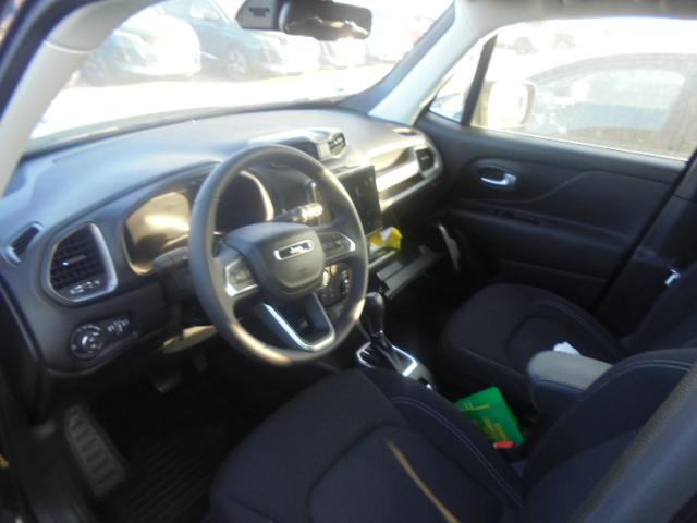 Foto Jeep Renegade Altitude 1.5 130cv e-Hybrid 13