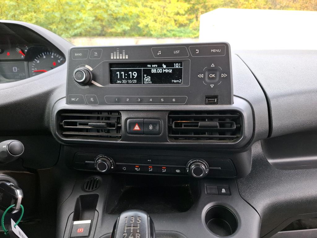 Peugeot PARTNER FOURGON STANDARD 650 KG BLUEHDI 100 S&S BVM5 PREMIUM 2020