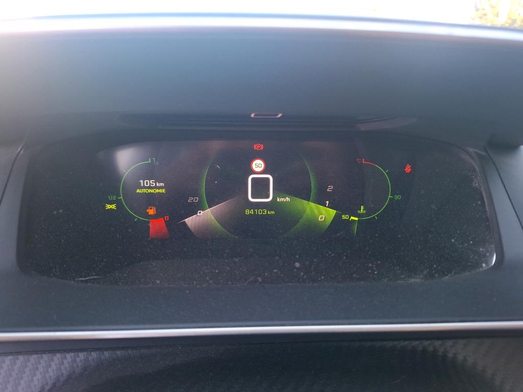 Peugeot 2008 BlueHDi 110 S&S BVM6 Allure Pack 2022