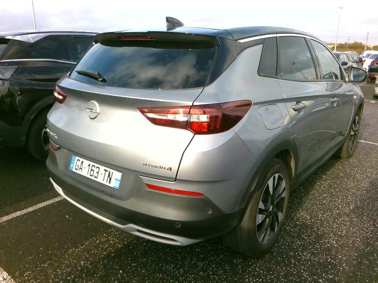 Opel Grandland Hybrid4 300 ch AWD BVA8 Ultimate 2021