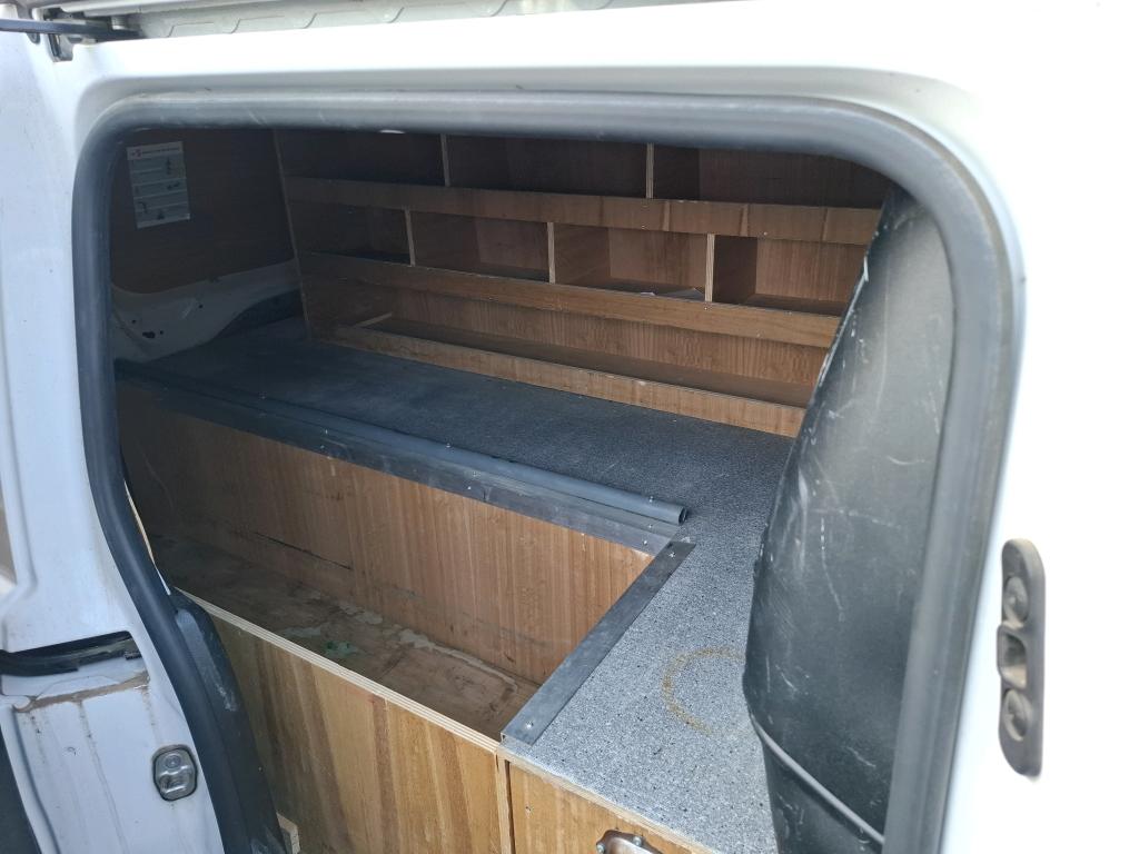Peugeot PARTNER FOURGON LONG 950 KG BLUEHDI 100 S&S BVM5 PREMIUM 2021
