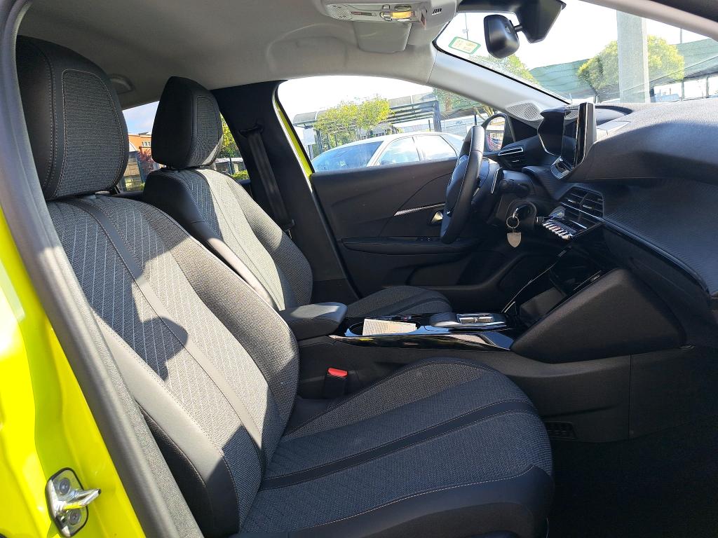 Peugeot 208 Hybrid 100 e-DCS6 Allure 2025
