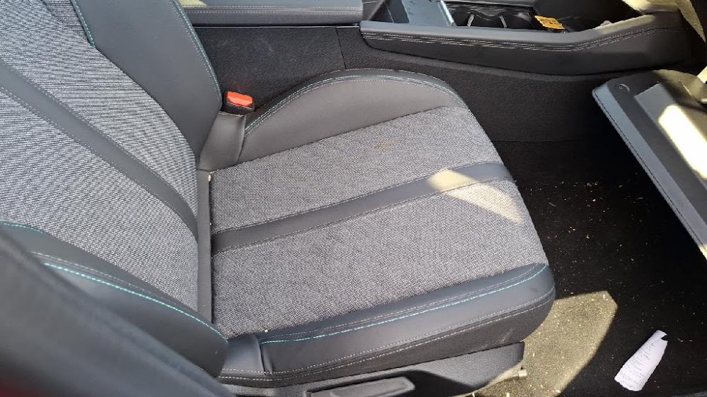 Foto Peugeot 408 15