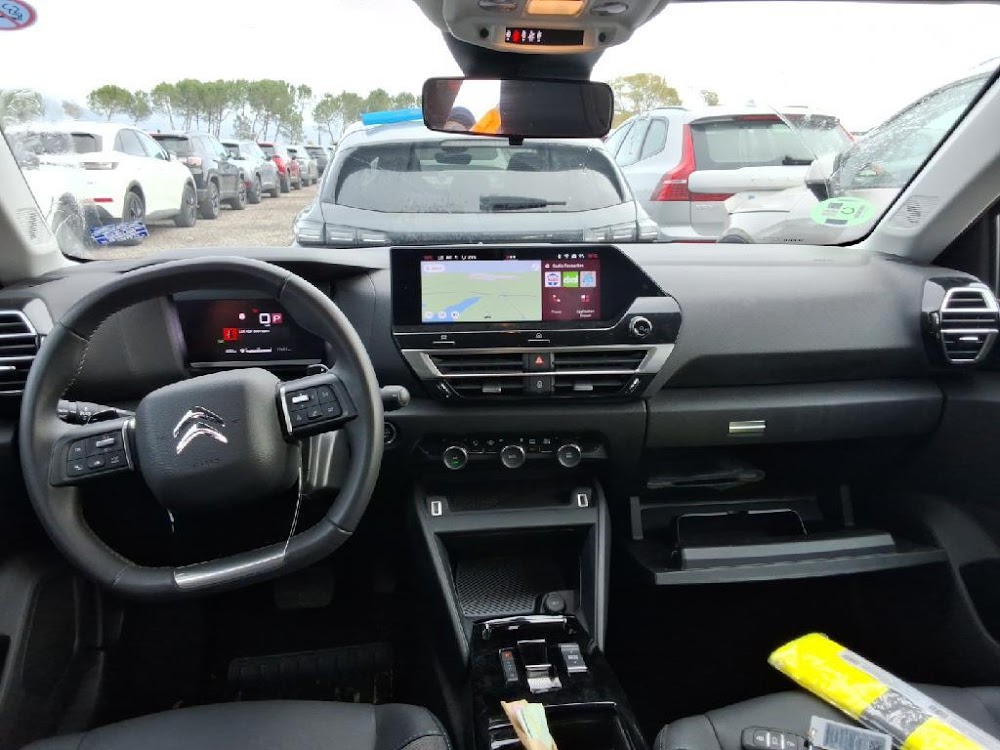 Foto Citroën C4 X 28