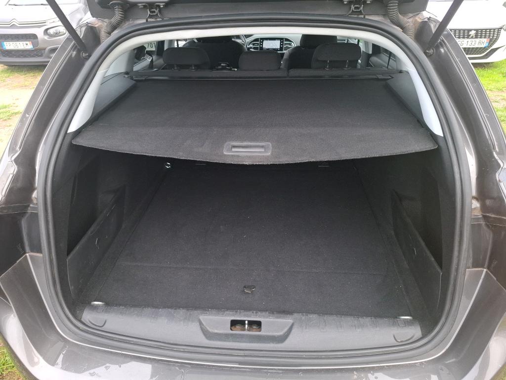 Peugeot 308 SW PureTech 130ch S&S EAT8 Allure Business 2021