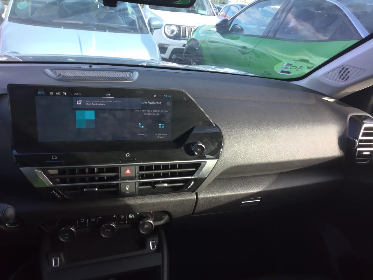 Foto Citroën C4 X 13