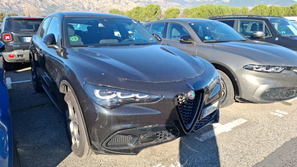 Foto Alfa Romeo Stelvio 6