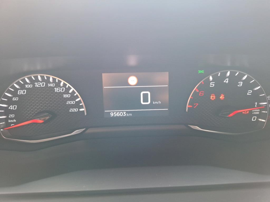 Peugeot 2008 PureTech 100 S&S BVM6 Active Business 2021