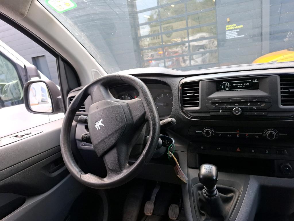 Peugeot EXPERT FGN TOLE STANDARD 2.0 BLUEHDI 120 S&S BVM6 PREMIUM 2020