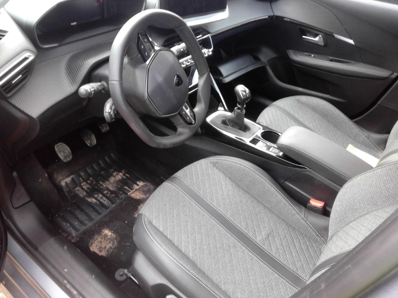 Foto Peugeot 208 7
