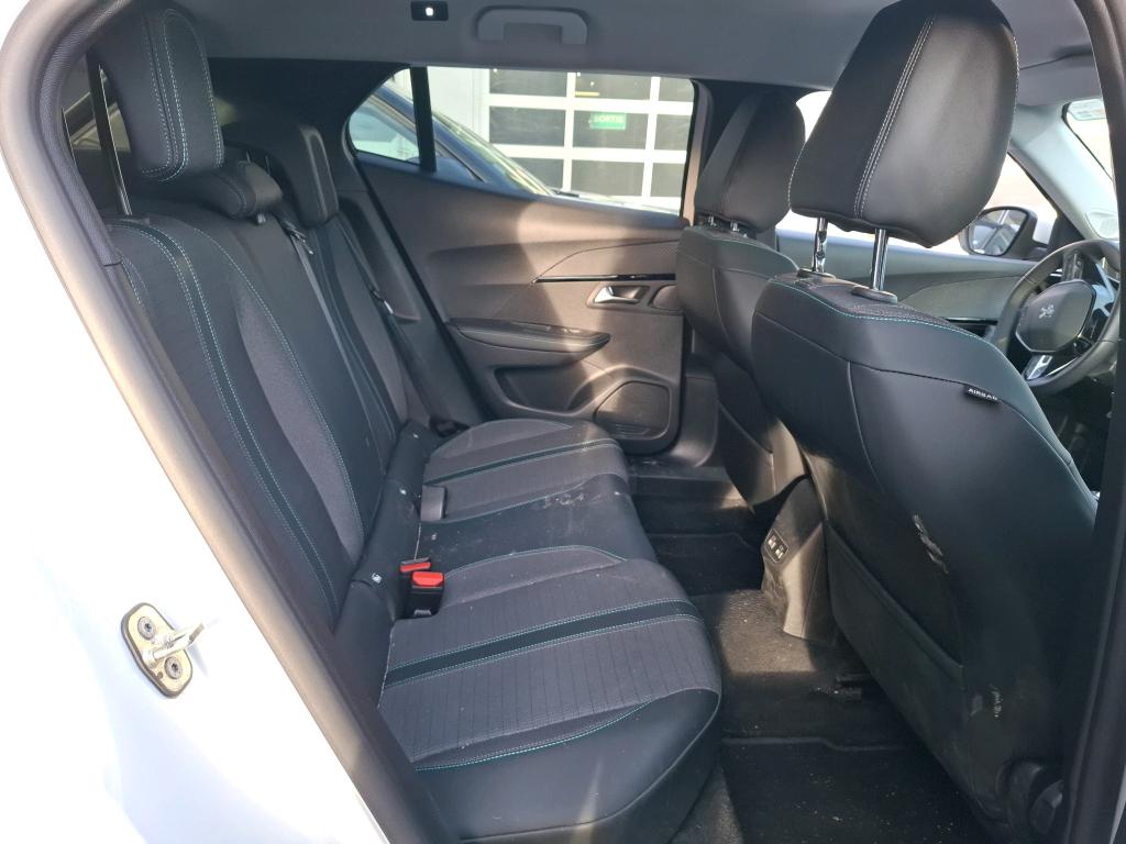 Peugeot 2008 PureTech 130 S&S EAT8 Allure Business 2021