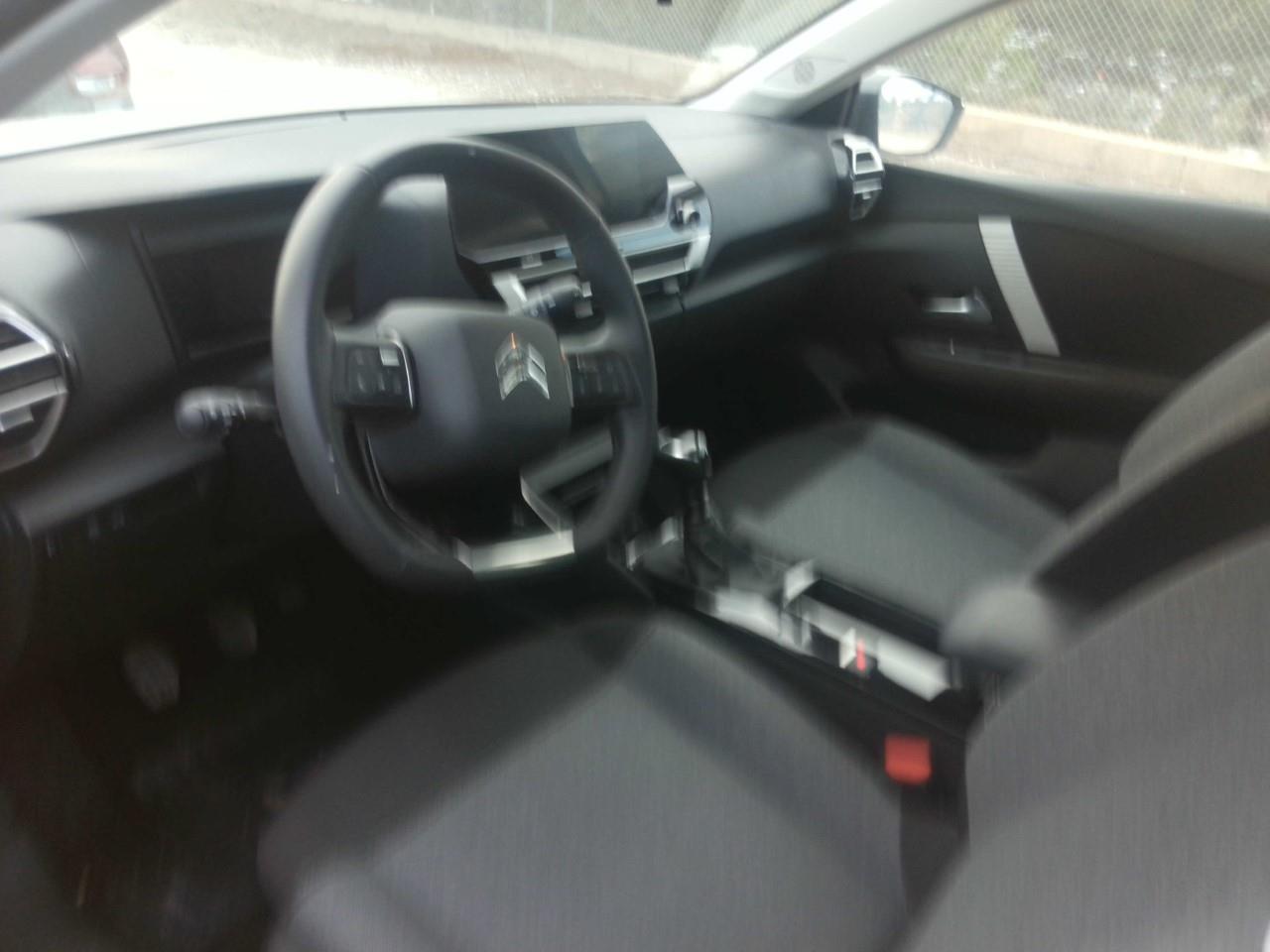 Foto Citroën C4 X 3