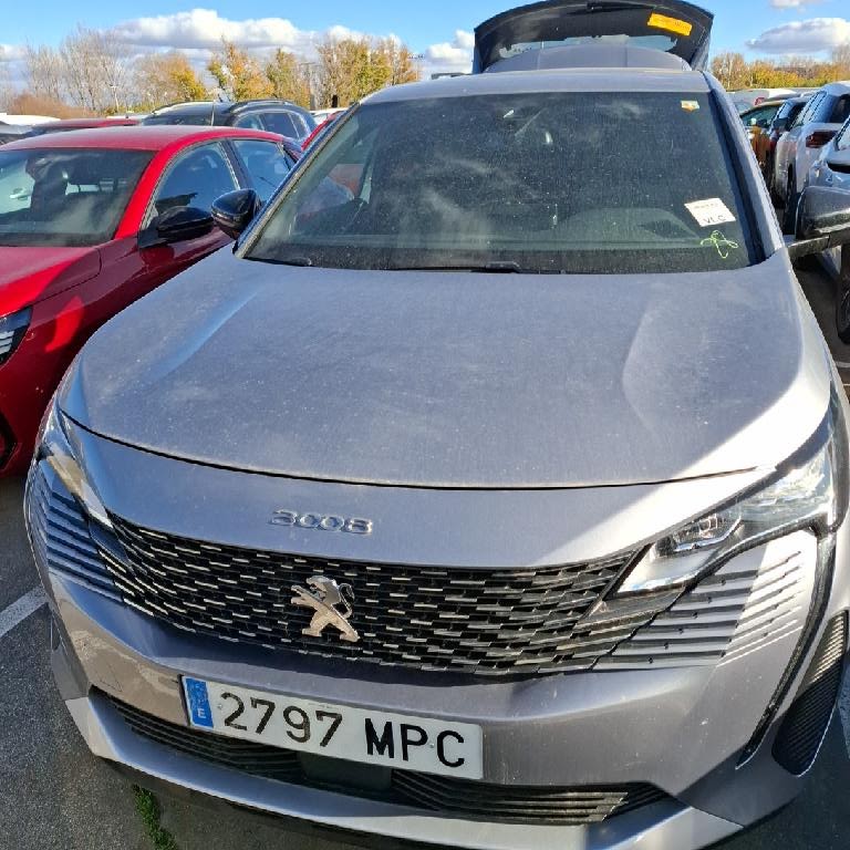 Peugeot 3008 3008 Allure Pack Gasolina 130 S&S 6 Vel. MAN