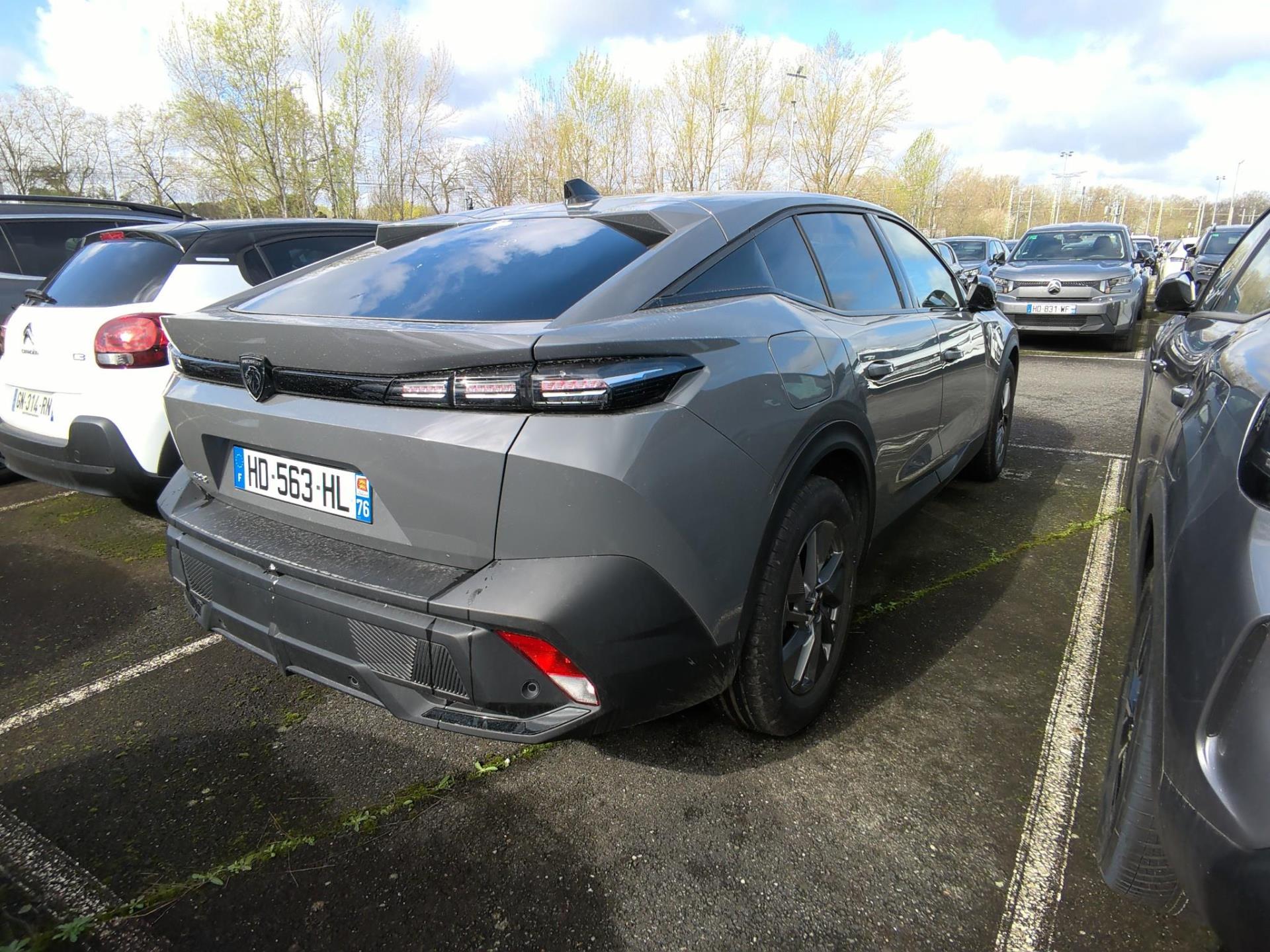 Peugeot 408 Hybrid 145 e-DCS6 Allure 2025