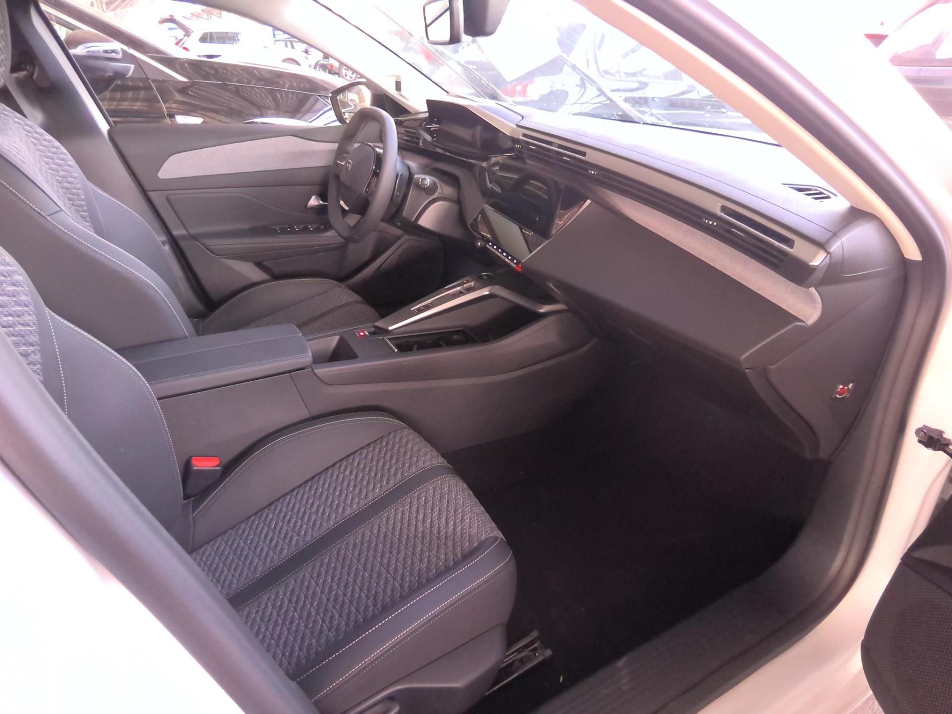 Peugeot 308 SW BlueHDi 130ch S&S EAT8 Allure 2026