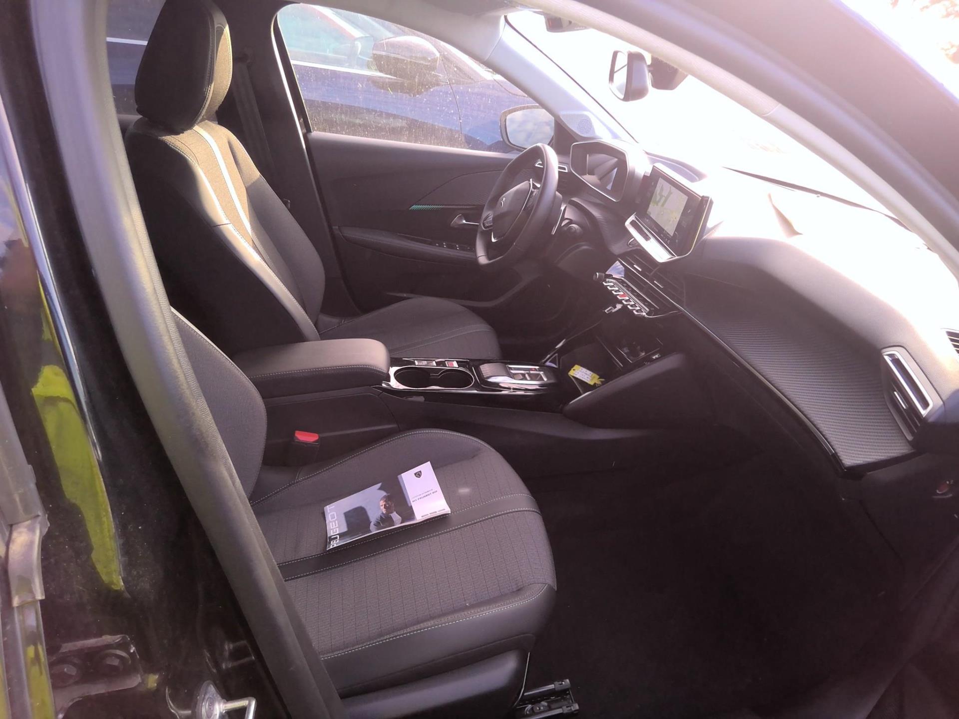 Peugeot 208 PureTech 100 S&S EAT8 Allure Pack 2023