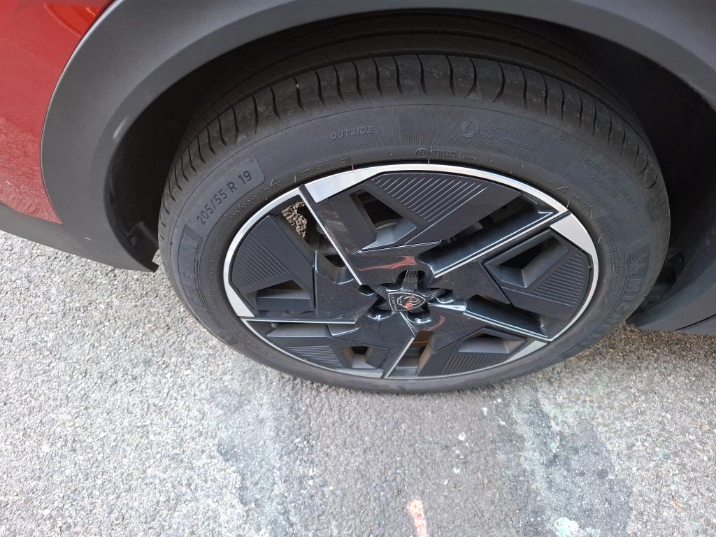 Peugeot 408 PureTech 130 ch S&S EAT8 GT 2024