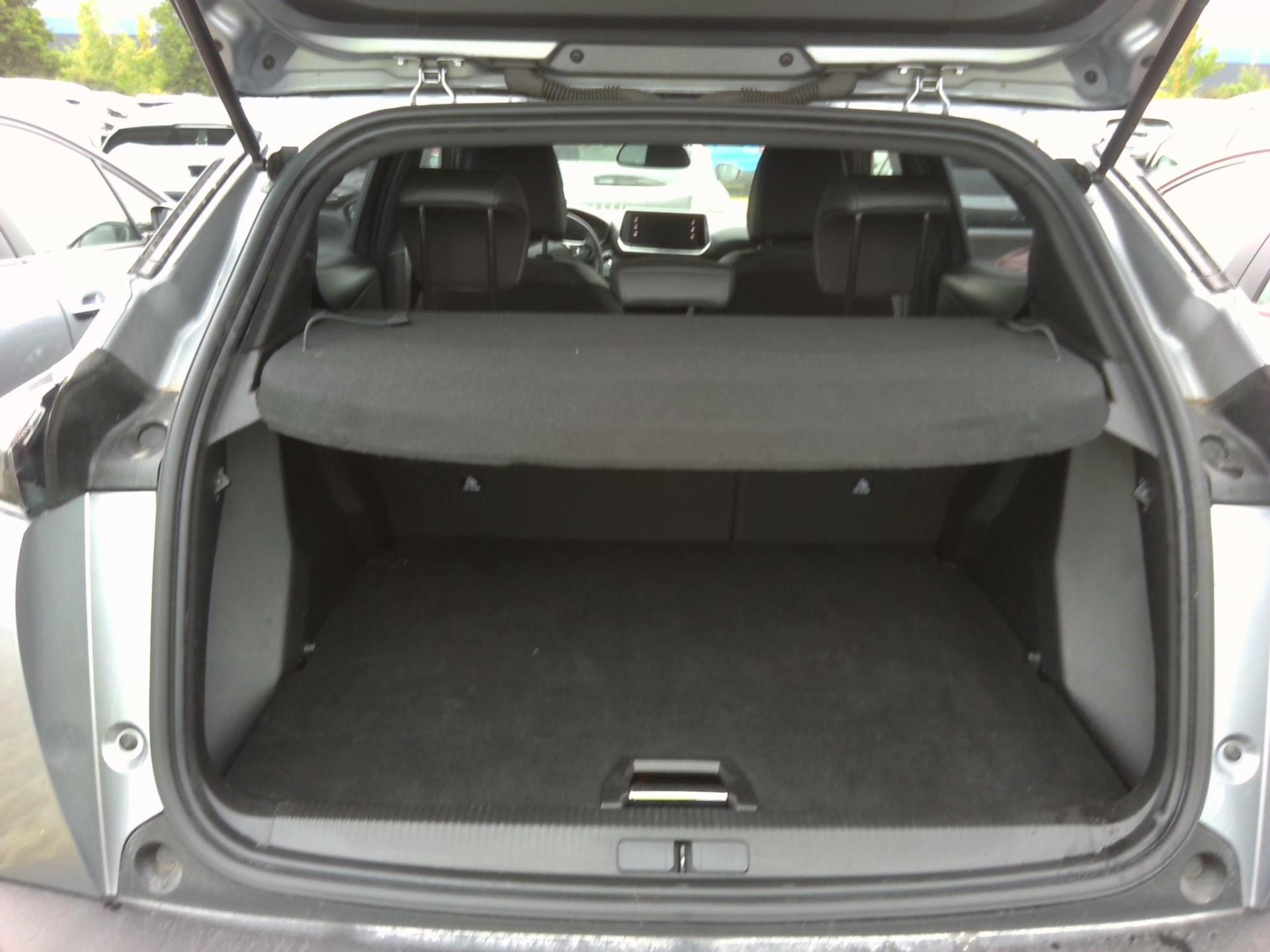 Peugeot 2008 Electrique 136 ch Allure 2023