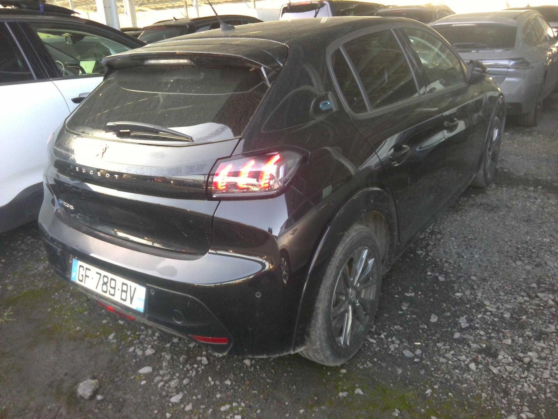 Peugeot 208 II 