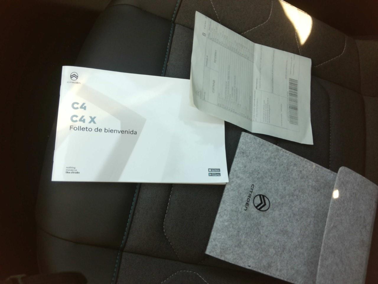 Foto Citroën C4 X 8