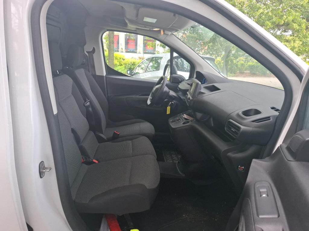 Peugeot E-PARTNER FOURGON XL 750 KG 136 CH BATTERIE 50 KWH  2023