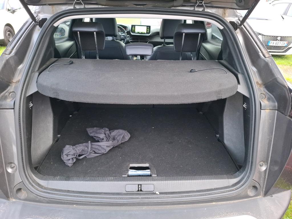 Peugeot 2008 BlueHDi 130 S&S EAT8 Allure Business 2020