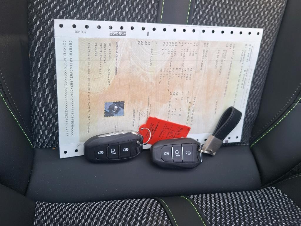 Peugeot 208 Hybrid 110 e-DCS6 GT 2025