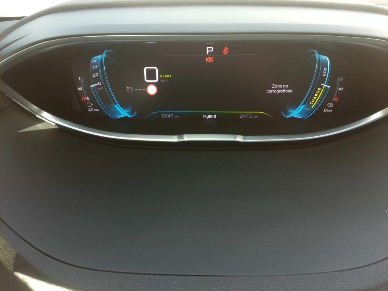 Foto Peugeot 3008 Hybrid 5