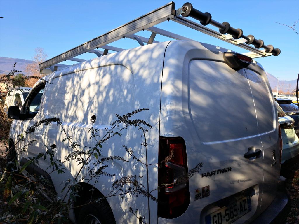 Peugeot PARTNER FOURGON LONG 950 KG BLUEHDI 100 S&S BVM5 ASPHALT 2021