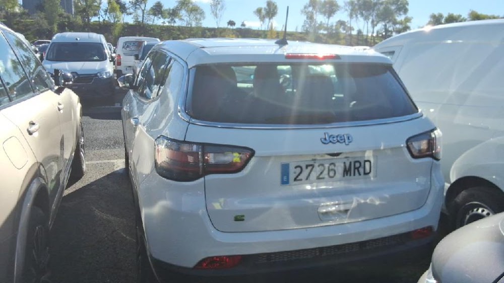 Foto Jeep Compass 11