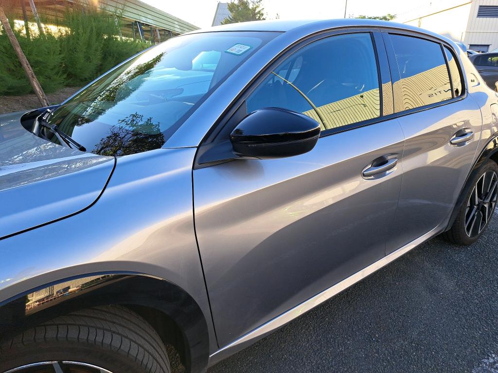 Peugeot 208 Hybrid 110 e-DCS6 GT 2025
