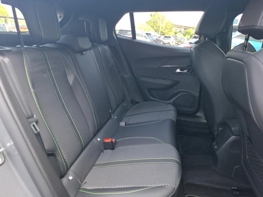 Peugeot 2008 Hybrid 145 ch e-DCS6 GT 2025