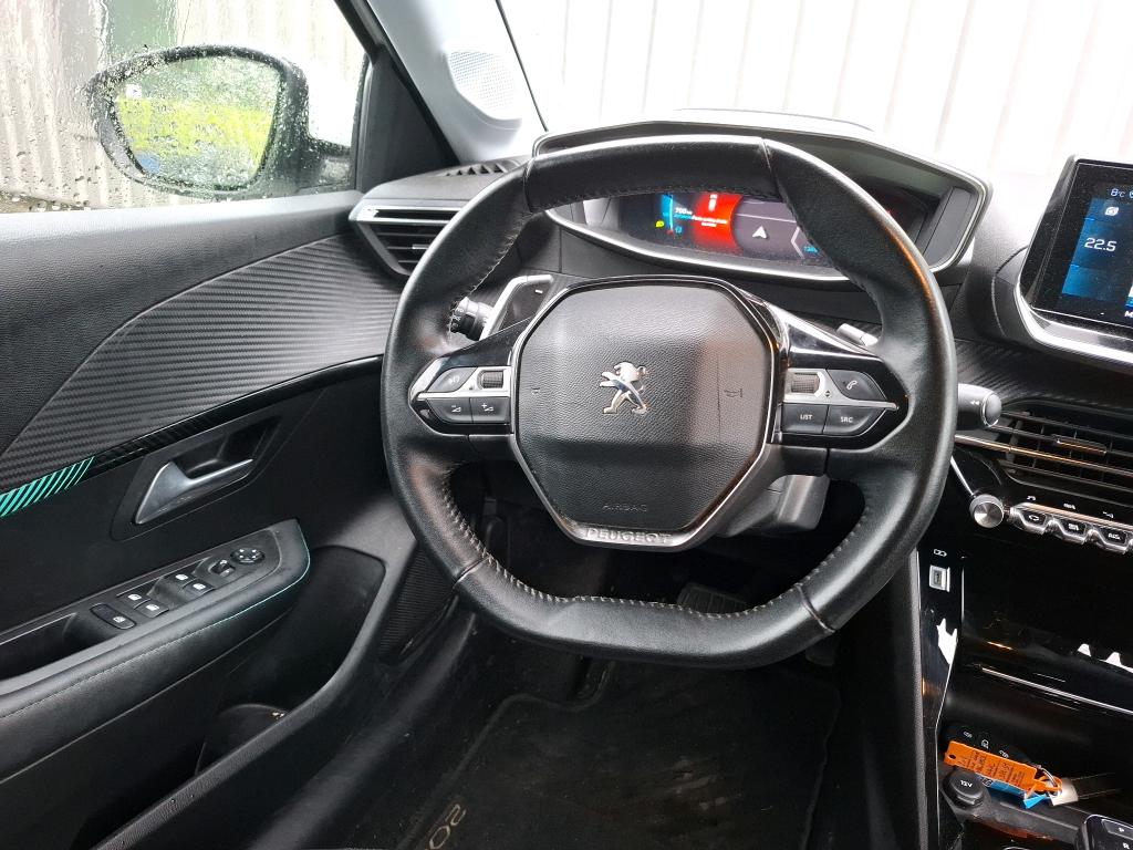 Peugeot 208 PureTech 100 S&S EAT8 Allure Business 2021