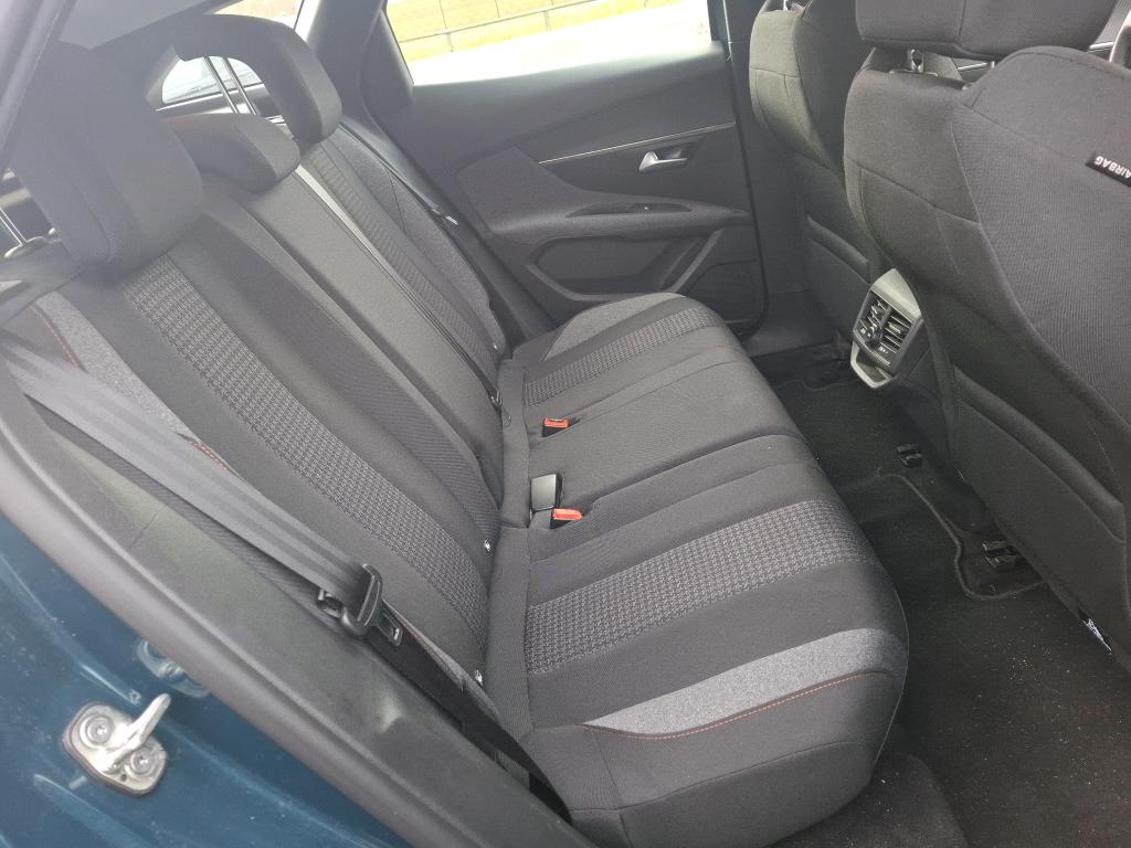 Peugeot 3008 BlueHDi 130ch S&S EAT8 Active Pack 2022