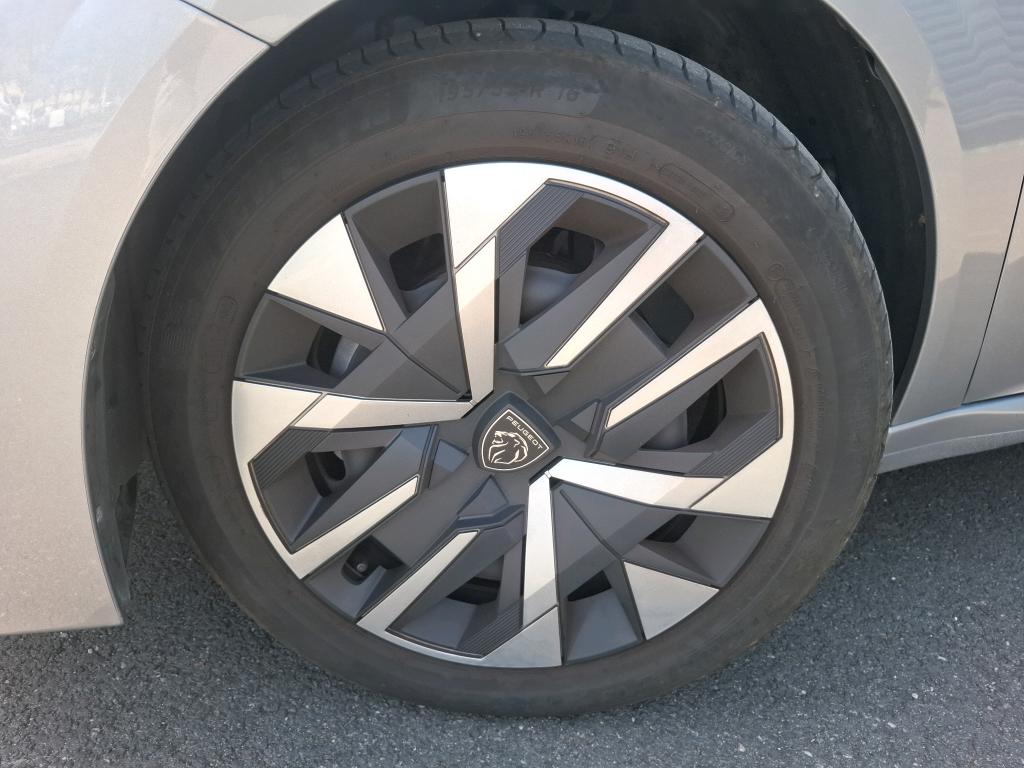 Peugeot 208 PureTech 100 S&S BVM6 Active 2024
