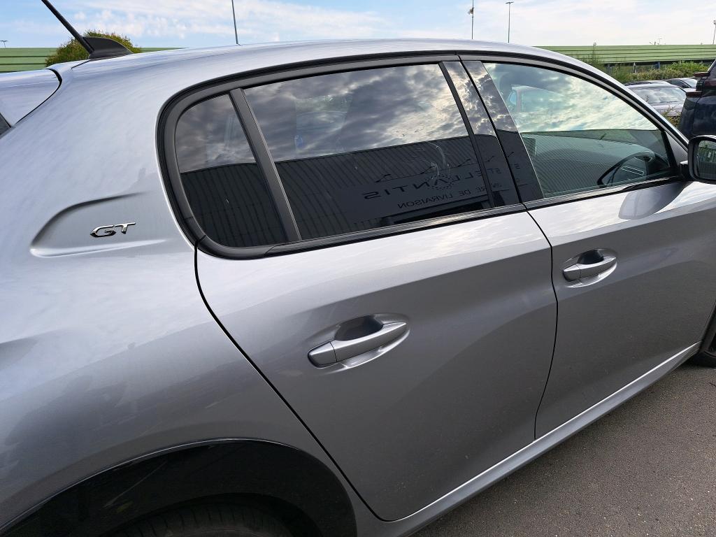Peugeot 208 PureTech 130 S&S EAT8 GT Pack 2022