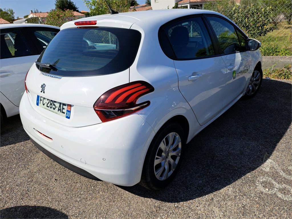 Peugeot 208 BLUEHDI 100 S&S BVM6 ACTIVE BUSINESS R' 2018