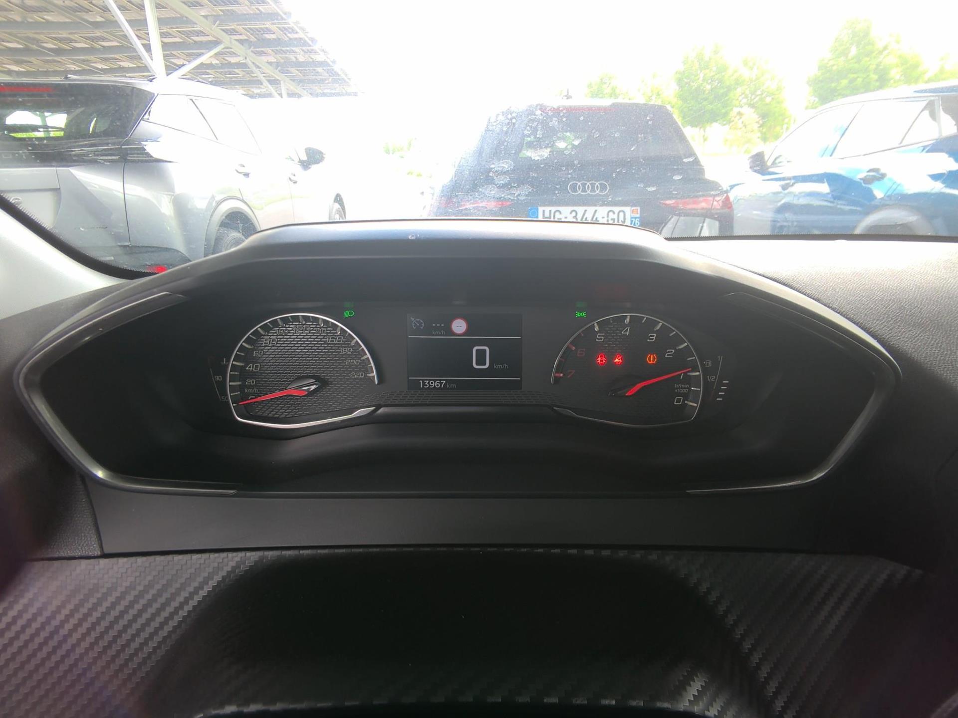 Peugeot 208 100 S&S BVM6 Style 2025