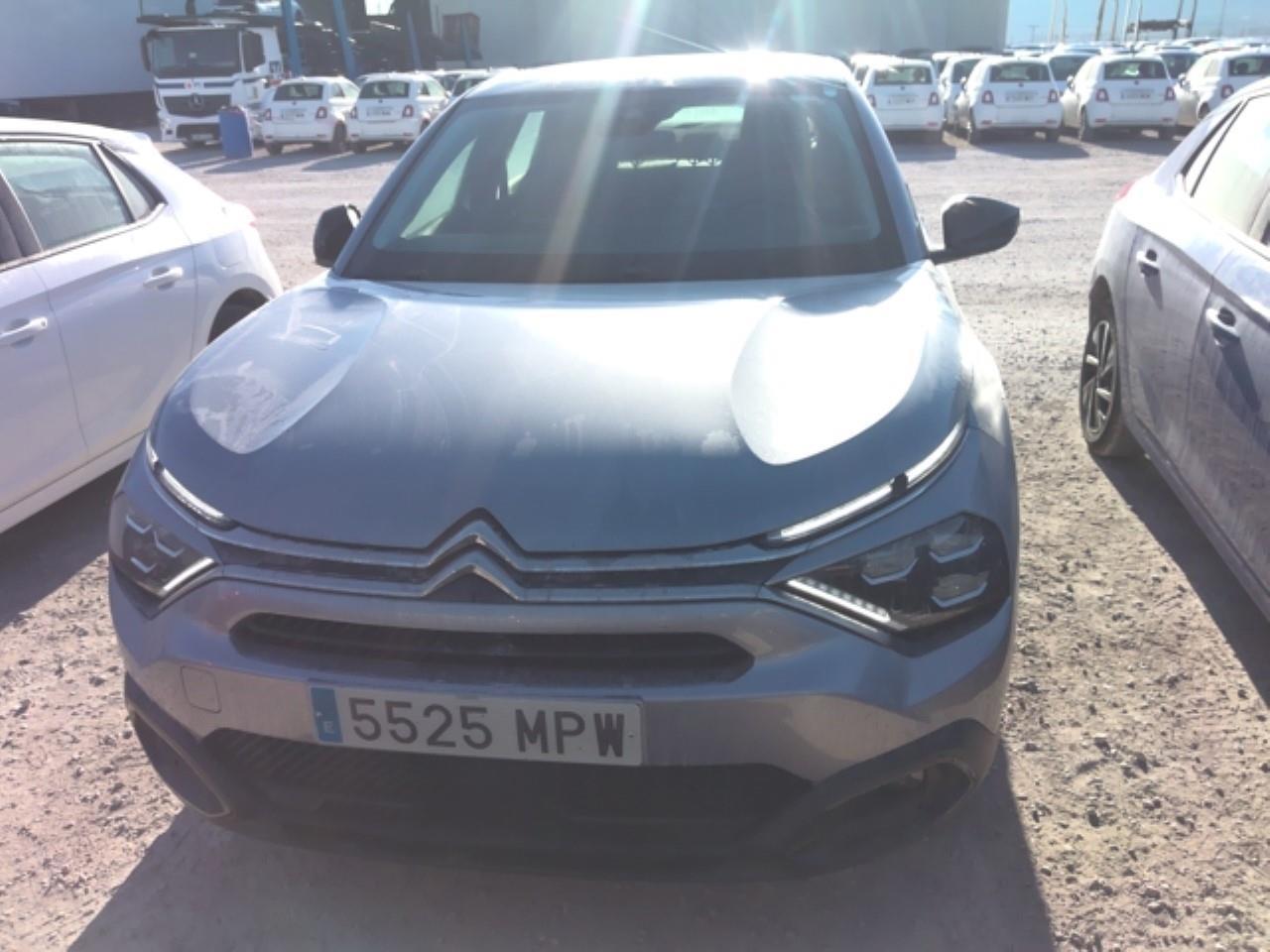 Foto Citroën C4 X 10
